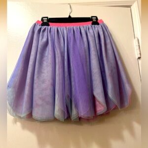 Revirsable tutu skirt girl size 6X good condition blue and pink or purple
